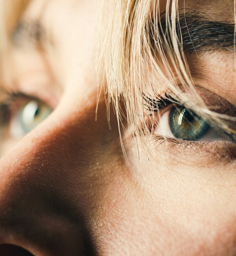 Recovery and results after bulgy eyes treatment