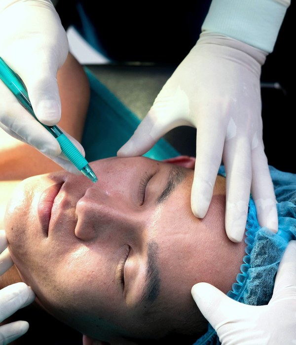 Thyroid Eye Disease treatment being carried out at the clinic